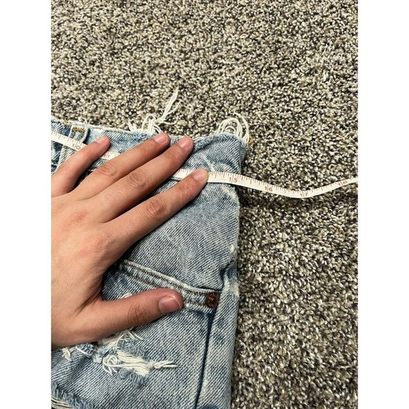 Vintage Levi’s Cut Off Denim Jeans Size 31 Distressed - Picture 5 of 5